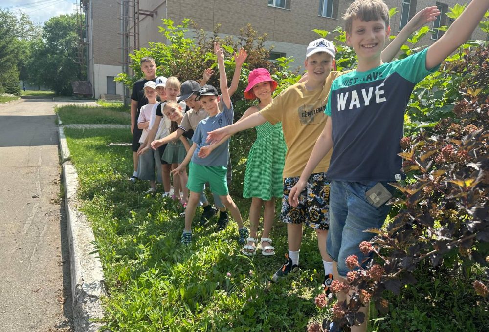 photo_5418322435176004112_y